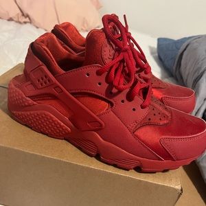 Red Air huarache